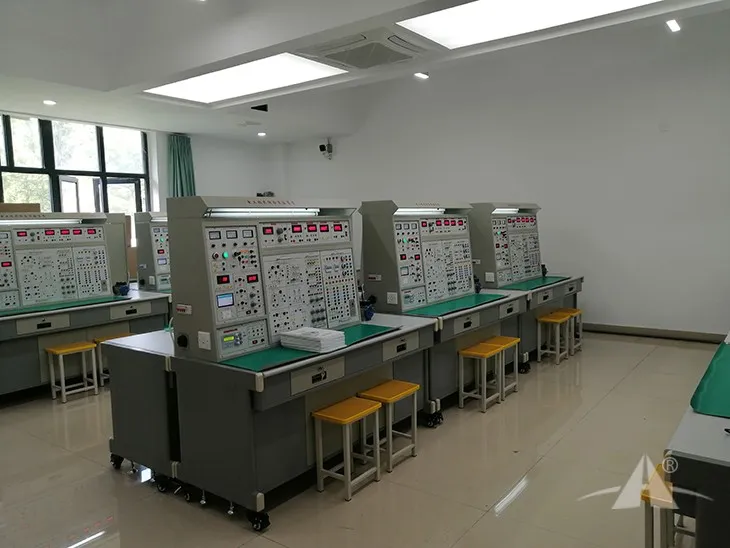 PG-528C立式电工、模电、数电、电气控制（带直流电机实验）实验装置
